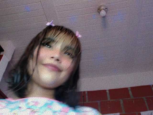 צילומי מסך משודרים BabyAsianX0