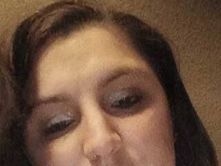 צ'אט וידאו ארוטי Badmommy