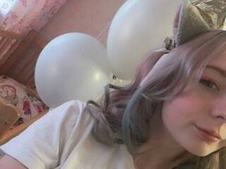 צ'אט וידאו ארוטי bakenekoo