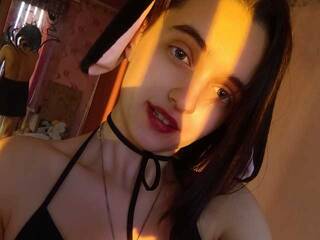 צ'אט וידאו ארוטי BannyHeart