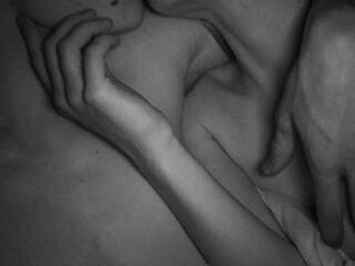 צ'אט וידאו ארוטי Debauchery-