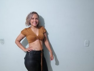 צ'אט וידאו ארוטי barbie-queen01