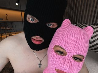 צ'אט וידאו ארוטי Karina_and_Batman