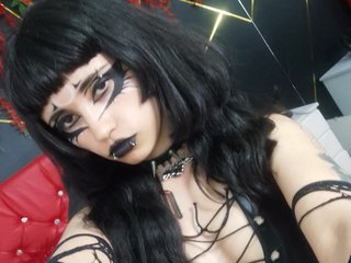 צ'אט וידאו ארוטי CountessBathory