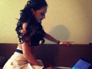 צ'אט וידאו ארוטי beautymia