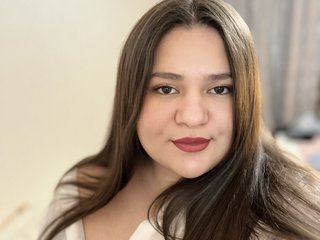 צ'אט וידאו ארוטי MiraCrosman