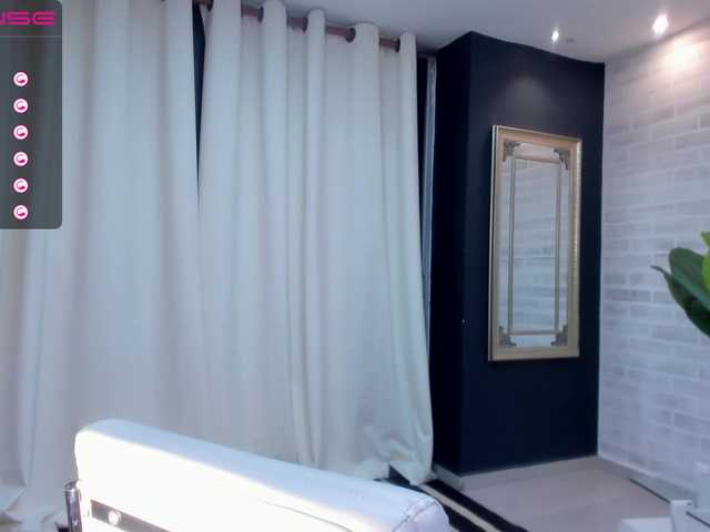 צילומי מסך משודרים BeccaRoberts