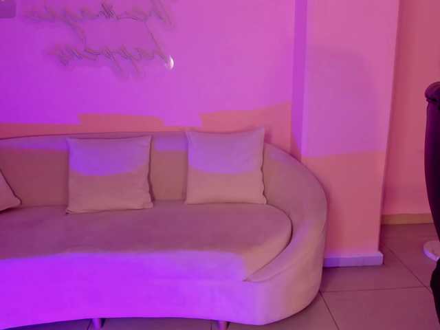 צילומי מסך משודרים BeccaRoberts