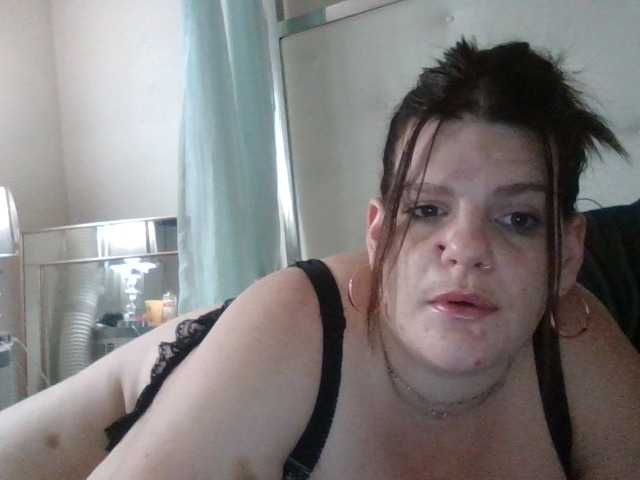 צילומי מסך משודרים HungryHeifer