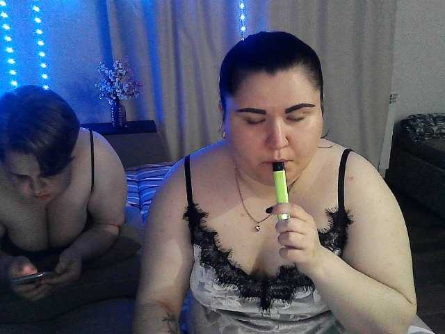 צילומי מסך משודרים BeckyAndEllen