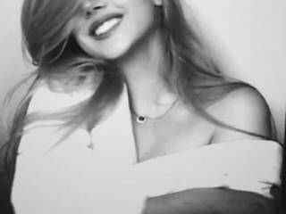 צ'אט וידאו ארוטי belanita