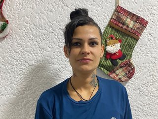 צ'אט וידאו ארוטי belindadolly