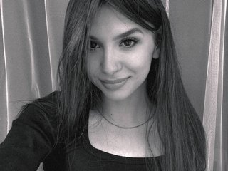 צ'אט וידאו ארוטי Bella-Twix