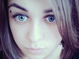 צ'אט וידאו ארוטי bellafox