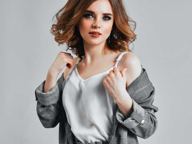 תמונה של הפרופיל BellaGray