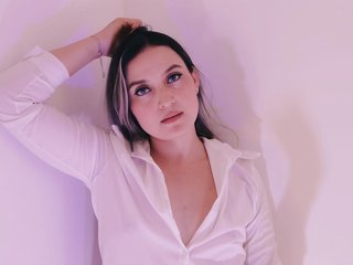 צ'אט וידאו ארוטי Bellamiller04