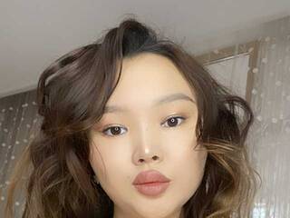 צ'אט וידאו ארוטי BellaYu