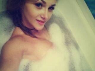 צ'אט וידאו ארוטי bellla9