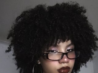 צ'אט וידאו ארוטי BettyBoo2801