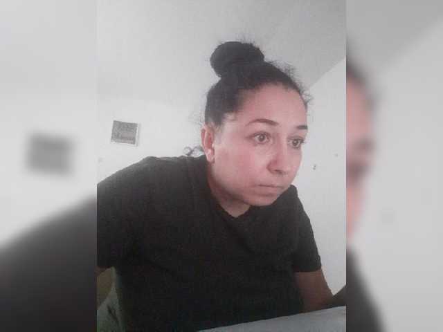 צילומי מסך משודרים BetyLicious89