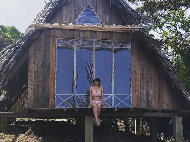 תמונה של הפרופיל bianca-miller