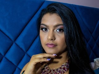 צ'אט וידאו ארוטי BiancaMartini