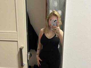 צ'אט וידאו ארוטי Biankaa999