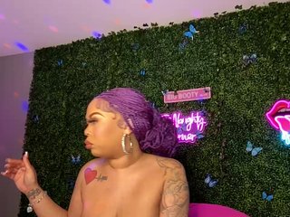 צ'אט וידאו ארוטי SarenaSoThick