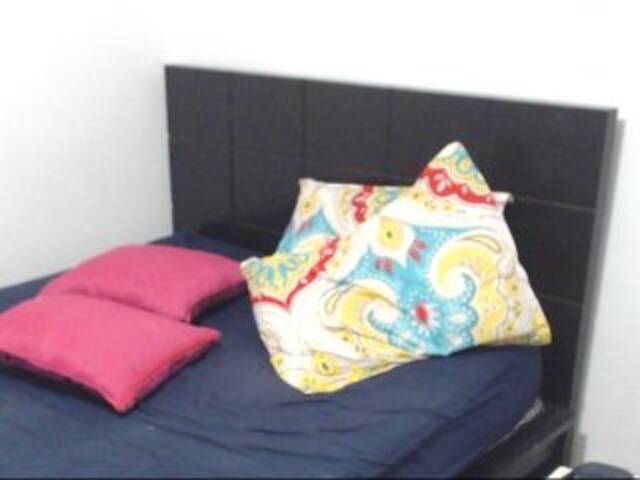 צילומי מסך משודרים bigtitsexxx