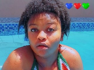 צ'אט וידאו ארוטי bigtitsqueen33