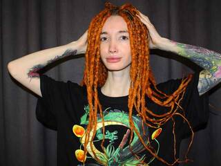 צ'אט וידאו ארוטי BillySmile