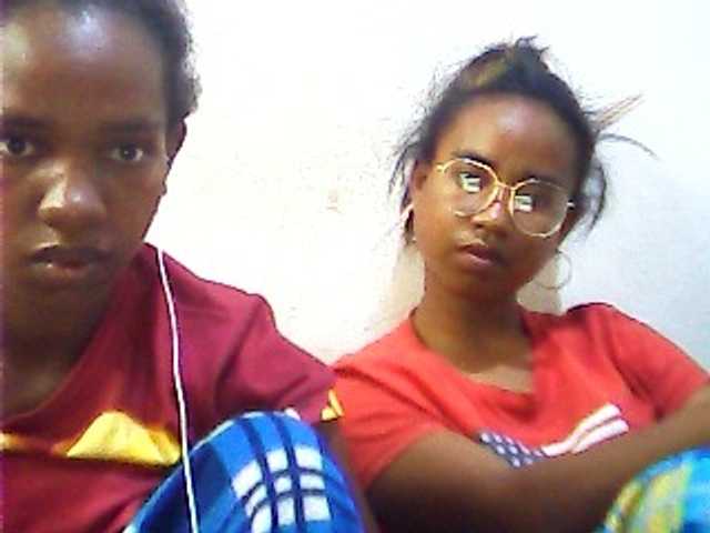 צילומי מסך משודרים Black-Doubles