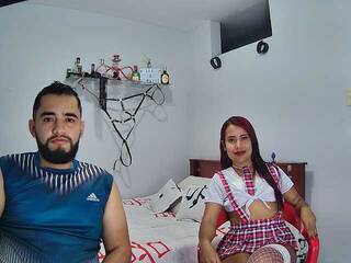 צ'אט וידאו ארוטי BLACK-WHITE4