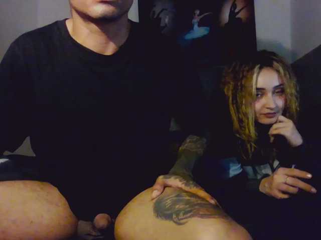 צילומי מסך משודרים Blackcastlecouple