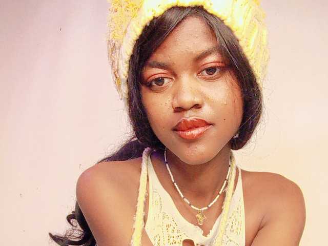 תמונה של הפרופיל BlackGirl95