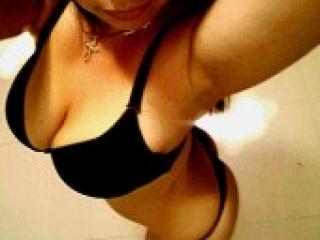 צ'אט וידאו ארוטי blackkitty2