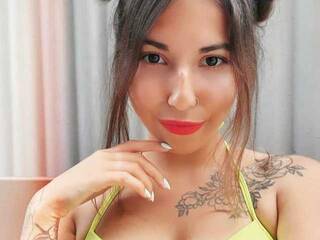 צ'אט וידאו ארוטי Blackkitty69