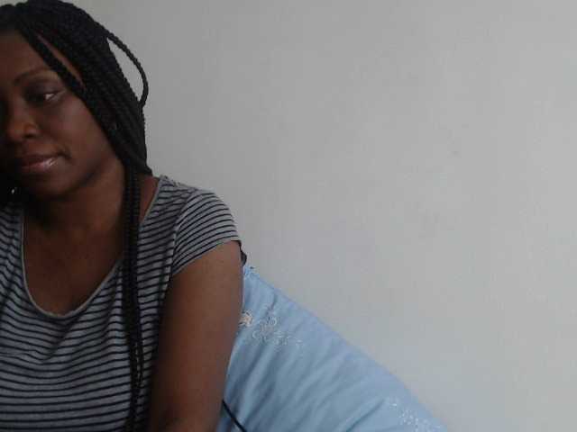 תמונות BlackSensualx I want to interact with a romantic and cultured man who will lead me to dream beyond who I am ....