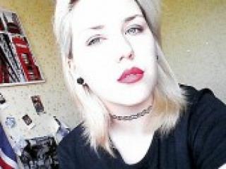 צ'אט וידאו ארוטי blondaalina