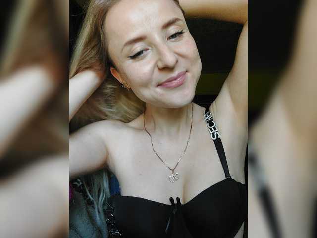 צילומי מסך משודרים blonde-kisses