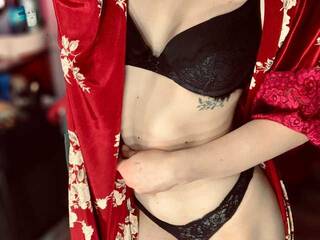 צ'אט וידאו ארוטי Blondeee