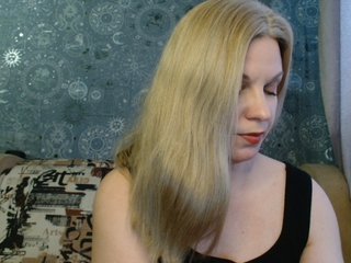 צ'אט וידאו ארוטי BlondeFox