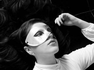 צ'אט וידאו ארוטי LiaMystery