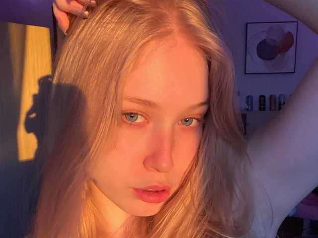 תמונה של הפרופיל blondieangelme