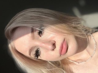 צ'אט וידאו ארוטי BLONDINO4KA