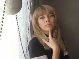 צ'אט וידאו ארוטי blondlora
