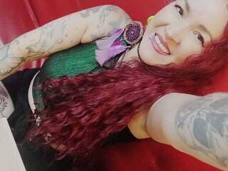 צ'אט וידאו ארוטי bluenena