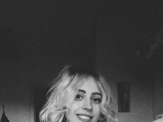 צ'אט וידאו ארוטי BlueReflecti