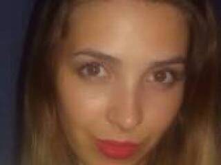 צ'אט וידאו ארוטי bluereign