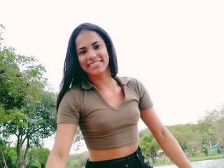 צ'אט וידאו ארוטי MorenaGoldd